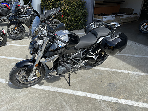 2023 BMW R1250R